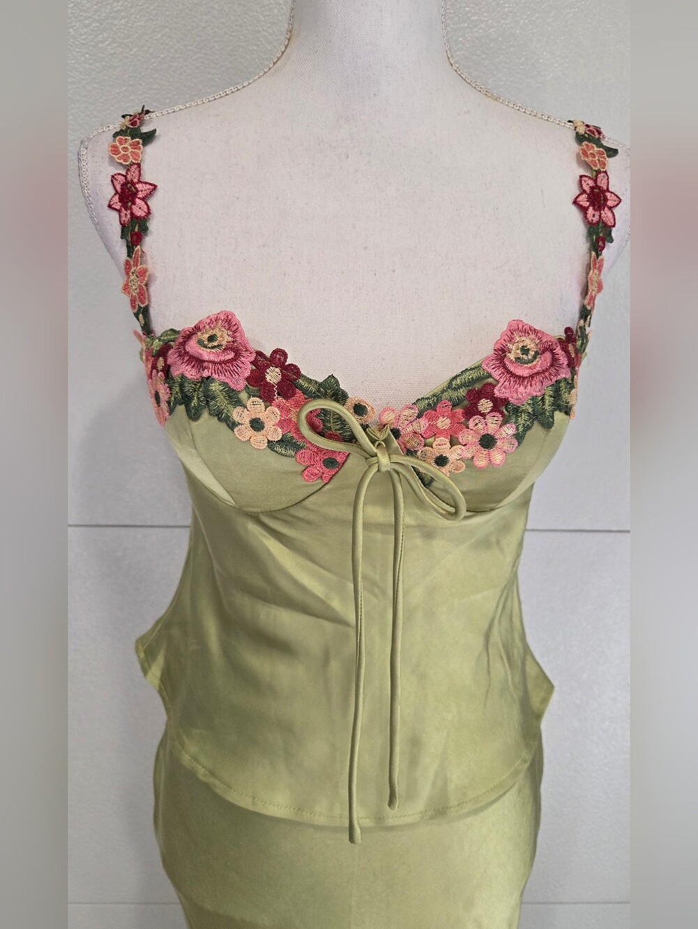 2 piece Rose Garden maxi skirt and top lime